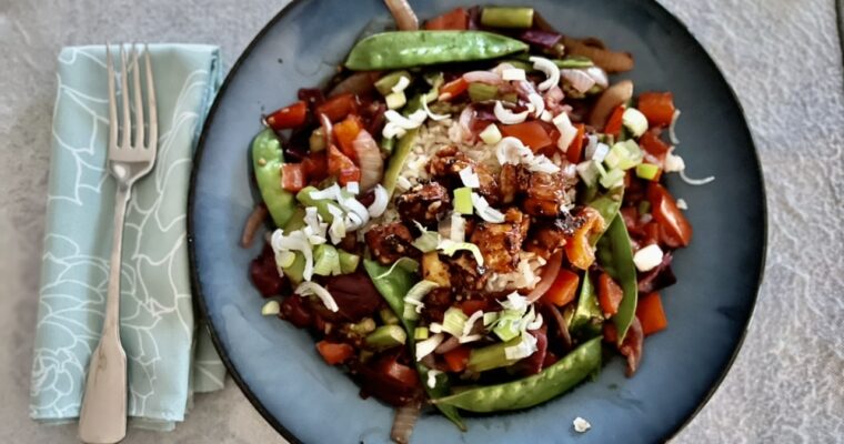 Spicy Chinese vegetables and Brown Rice Delight